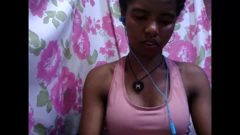 Lydiah online show from October 15, 6:10 pm