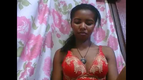 Lydiah online show from October 28, 9:15 am