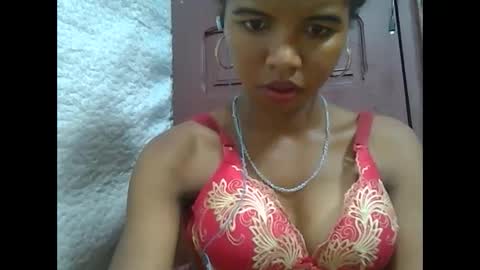 Lydiah online show from January 28, 6:17 pm