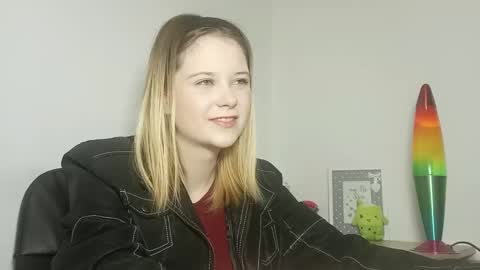 Lydia online show from October 13, 6:10 pm