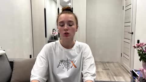 Carolina online show from October 18, 1:14 pm
