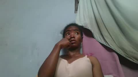 lydie856696 online show from April 27, 8:00 am