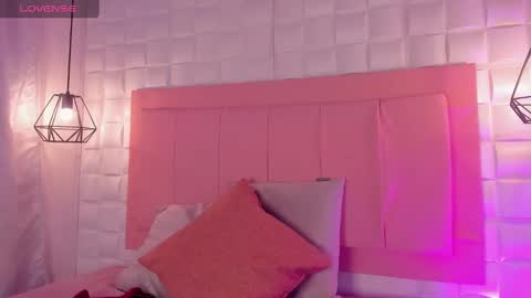 Snapshot of lyhana_lee chatting on January 18, 12:15 pm Lyhana Lee online show from January 18, 12:15 pm