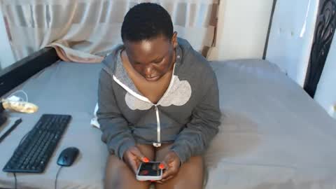 lyiajee online show from October 21, 7:34 am