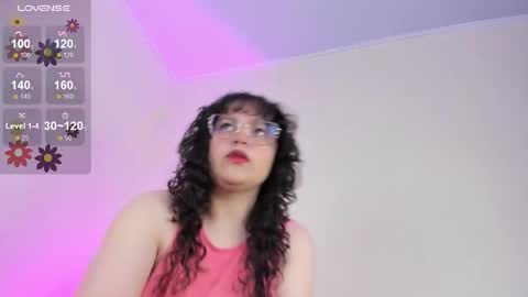 lylah online show from October 29, 9:39 pm