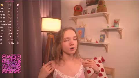 Lyly bambi online show from March 2, 11:50 pm