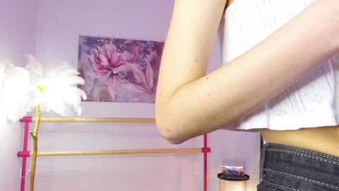 Lyly   online show from December 24, 5:38 am