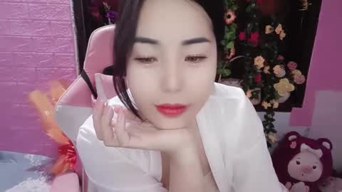 Snapshot of lyly_sweet97 chatting on February 24, 1:55 am lyly_sweet97 online show from February 24, 1:55 am