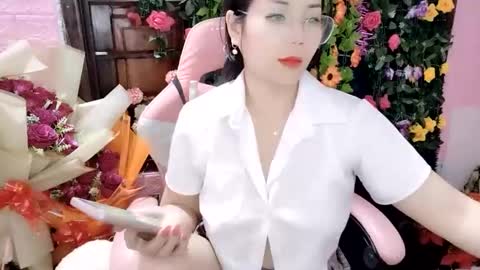 Snapshot of lyly_sweet97 chatting on March 10, 12:28 pm lyly_sweet97 online show from March 10, 12:28 pm