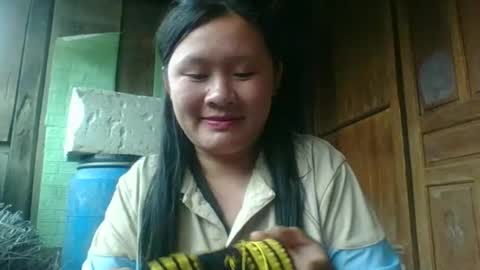 lylymai online show from September 25, 10:03 am