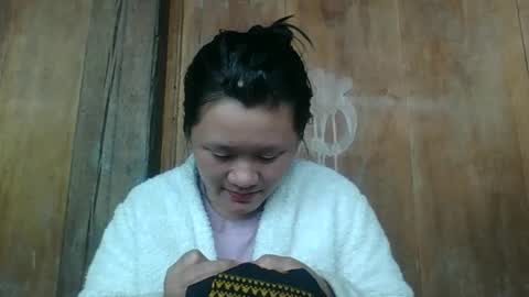 lylymai online show from November 11, 8:11 am