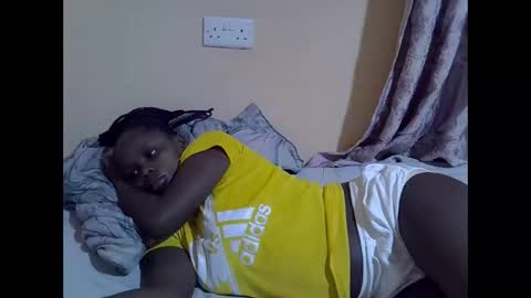 Snapshot of lyn_anna chatting on September 15, 4:43 am lyn_anna online show from September 15, 4:43 am