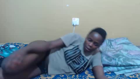 Snapshot of lyn_anna chatting on February 24, 7:09 am lyn_anna online show from February 24, 7:09 am