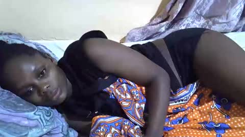 Snapshot of lyn_anna chatting on October 25, 9:06 am lyn_anna online show from October 25, 9:06 am