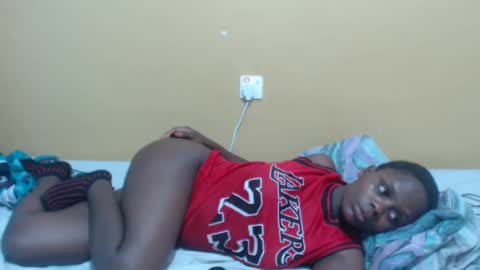 Snapshot of lyn_anna chatting on February 18, 7:10 pm lyn_anna online show from February 18, 7:10 pm