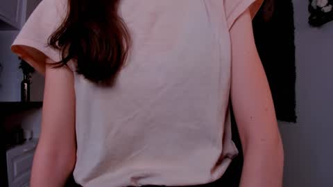 Sara online show from December 21, 4:03 pm