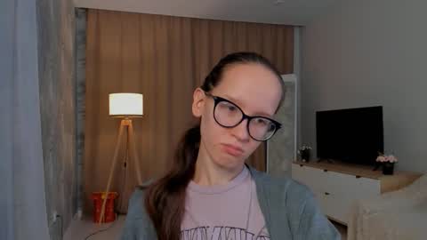 Sara online show from September 20, 4:27 pm