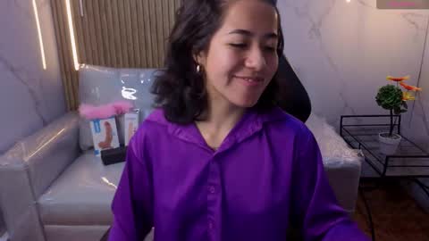 lynn_turner_ online show from February 13, 1:46 pm