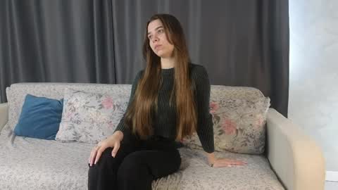 lynnwalker online show from April 6, 6:14 am