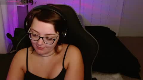 Lyra Rose online show from October 3, 3:39 pm