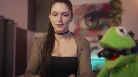 Snapshot of m1agarand chatting on October 2, 9:42 pm M1A Dddy online show from October 2, 9:42 pm