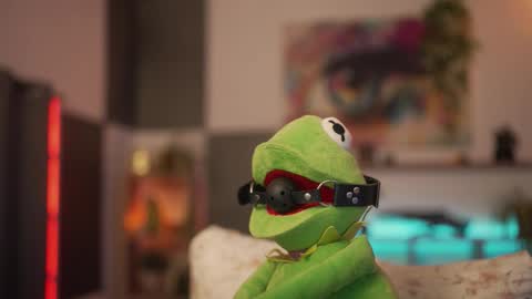 Snapshot of m1agarand chatting on October 10, 6:24 pm M1A Dddy online show from October 10, 6:24 pm