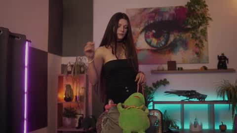 Snapshot of m1agarand chatting on October 1, 9:31 pm M1A Dddy online show from October 1, 9:31 pm