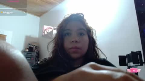 mila online show from May 19, 3:57 am