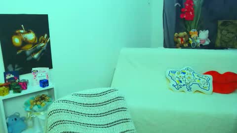 Vikki online show from February 3, 10:53 am