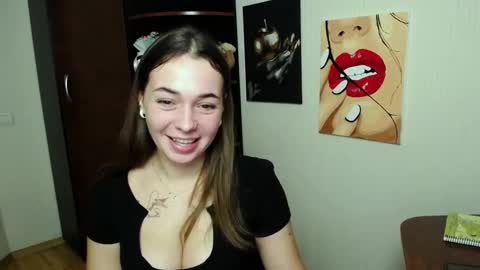 Vikki online show from December 24, 2:01 pm