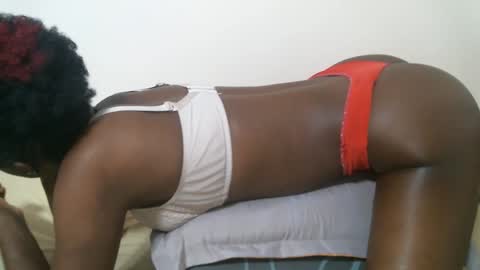 Snapshot of maars_mimi chatting on September 20, 8:12 am maars_mimi online show from September 20, 8:12 am