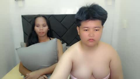 Snapshot of mabuhay_lyn chatting on December 22, 3:33 am mabuhay_lyn online show from December 22, 3:33 am