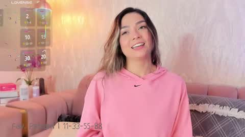 Snapshot of maca_bloom chatting on September 18, 12:04 pm Maca online show from September 18, 12:04 pm