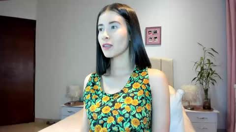Macarena online show from February 18, 1:54 am