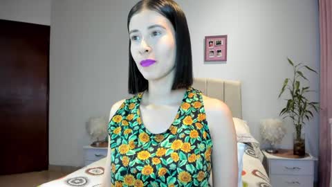 Macarena online show from December 18, 2:53 am