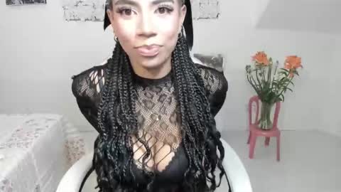 Snapshot of macdelice chatting on March 8, 4:41 am Mac Delice online show from March 8, 4:41 am