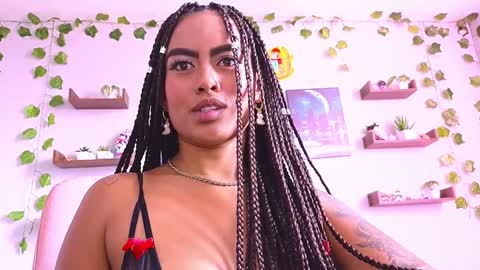 Macey Elliot Modelo Independiente online show from December 7, 5:09 pm