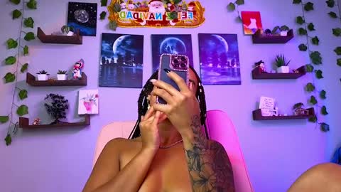 Macey Elliot Modelo Independiente online show from December 13, 1:22 pm