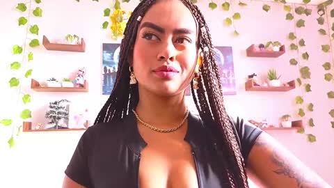 Macey Elliot Modelo Independiente online show from December 6, 1:22 pm