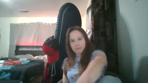 maceyloves online show from February 14, 5:09 am