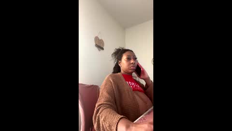 madam_glam online show from March 4, 6:36 pm