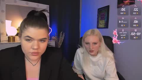 Snapshot of madam_ulis chatting on March 11, 5:35 pm Ulis online show from March 11, 5:35 pm