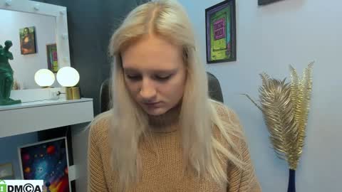 Snapshot of madam_ulis chatting on February 3, 12:03 pm Ulis online show from February 3, 12:03 pm