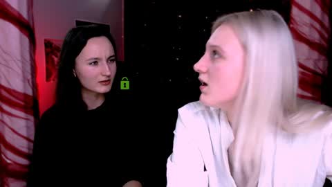 Snapshot of madam_ulis chatting on January 22, 12:06 pm Ulis online show from January 22, 12:06 pm