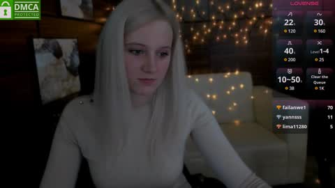 Snapshot of madam_ulis chatting on January 13, 3:15 pm Ulis online show from January 13, 3:15 pm