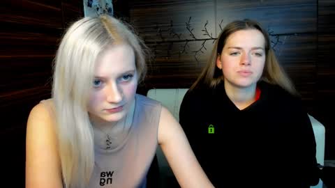 Snapshot of madam_ulis chatting on January 29, 10:58 am Ulis online show from January 29, 10:58 am
