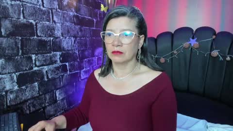 Snapshot of madame_jay chatting on February 1, 2:02 pm Jayden online show from February 1, 2:02 pm