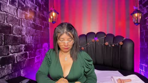 Snapshot of madame_jay chatting on February 2, 12:02 pm Jayden online show from February 2, 12:02 pm