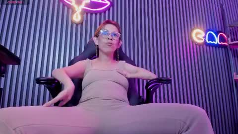 Madame online show from June 15, 4:29 pm
