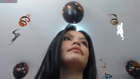 Snapshot of maddie__cute chatting on October 25, 8:26 pm Maddie Cute online show from October 25, 8:26 pm